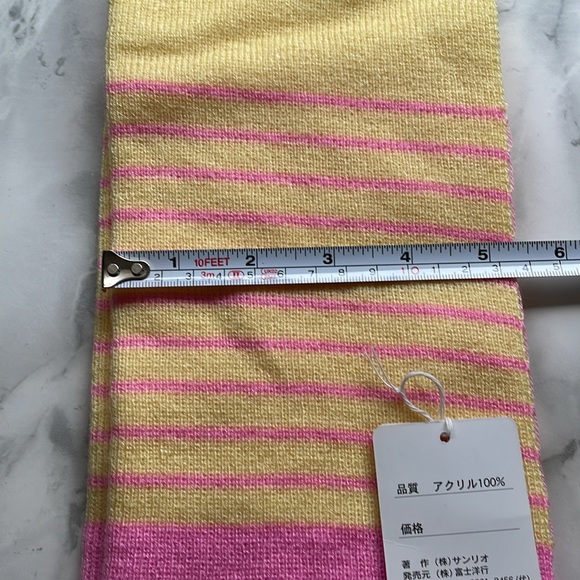 Vintage Sanrio Hello Kitty CHERRIES Pompom Scarf - 2003 NWT - Picture 7 of 9